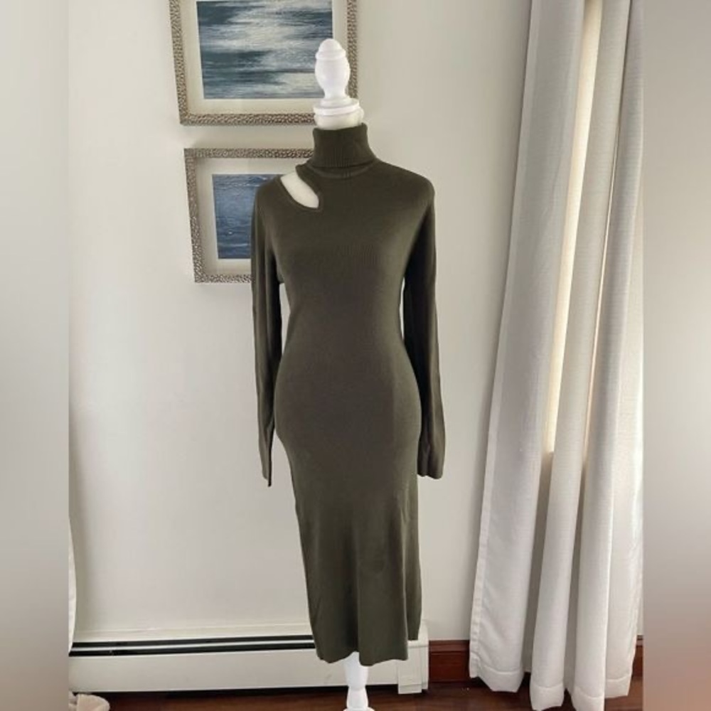 Venus Forest Green Cut out MIDI Bodycon dress Size Small